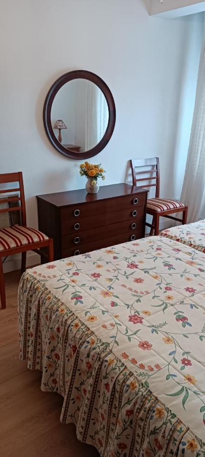 Apartamento céntrico y con vistas Ribadesella Exterior foto